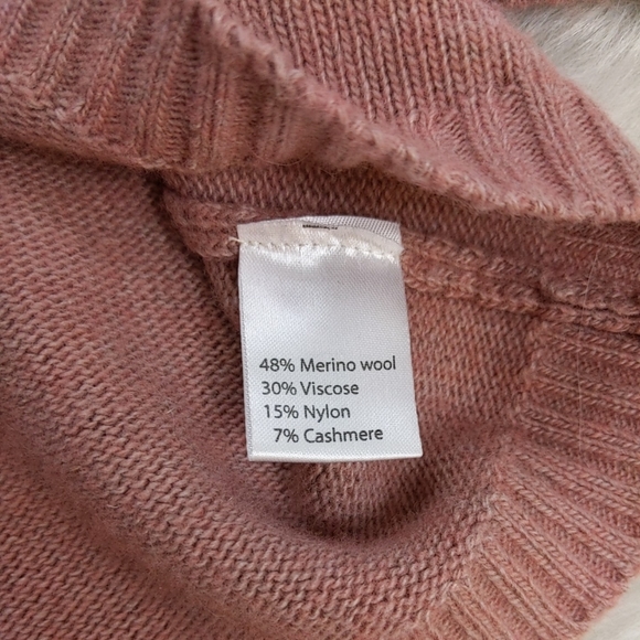 Pink wool and cashmere sweater - Picture 4 of 5